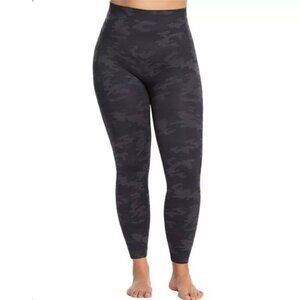 SPANX Tummy Control Seamless Leggings Black Camo 1X